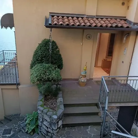 Patty Zu - Lakeside Apartment Riva di Solto Exterior photo
